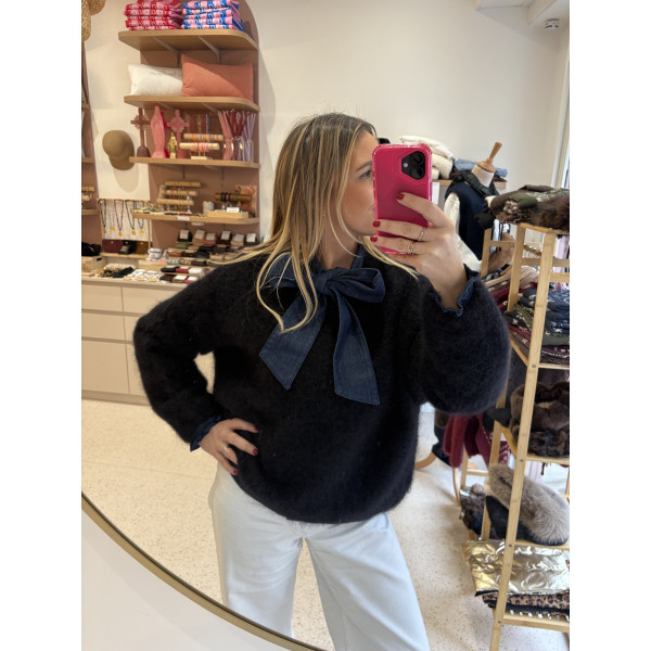 Pull mohair noir