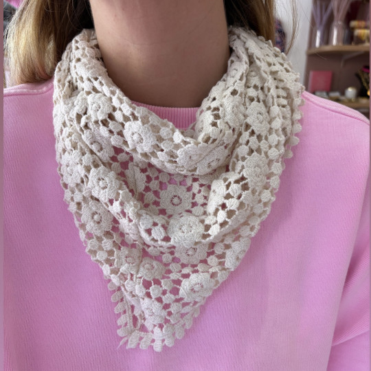 Foulard crochet